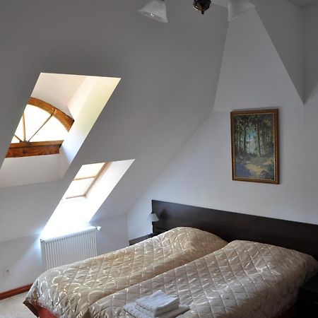 Dworek Bogdanka Trzebin Exterior foto