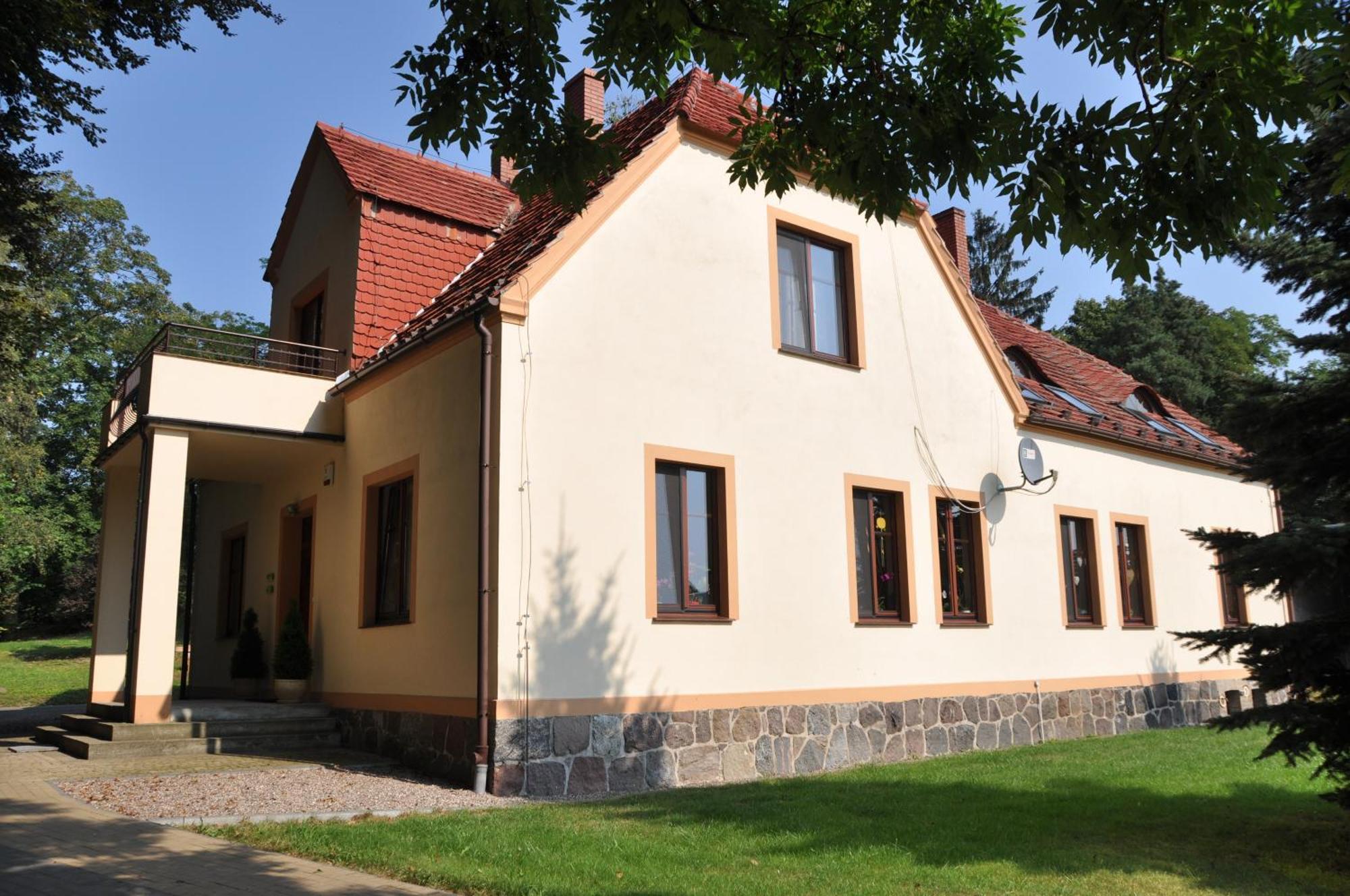 Dworek Bogdanka Trzebin Exterior foto
