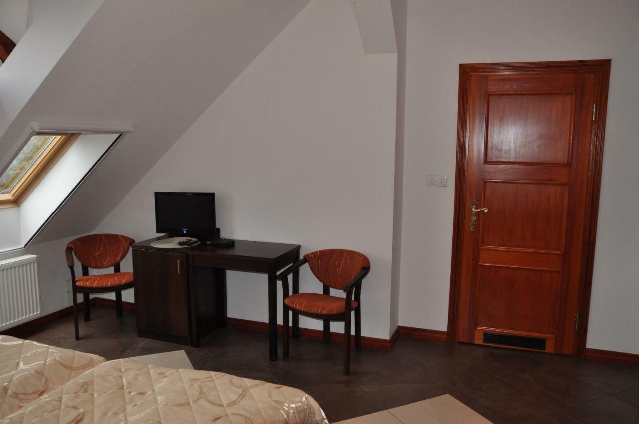 Dworek Bogdanka Trzebin Exterior foto