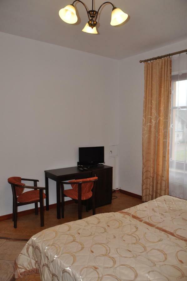 Dworek Bogdanka Trzebin Exterior foto